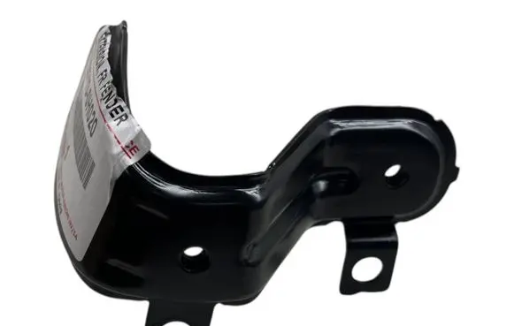Toyota Yaris Front splash guards bracket 537130H020