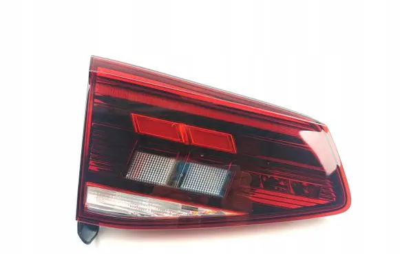 Volkswagen PASSAT B8 Tailgate rear/tail lights 3G9945093G