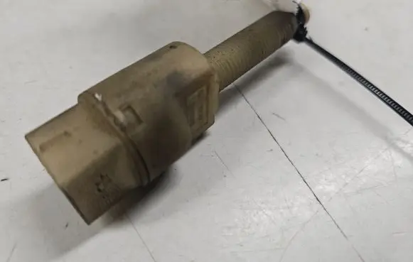 Audi A8 S8 D2 4D Brake pedal sensor switch 4A0945515A
