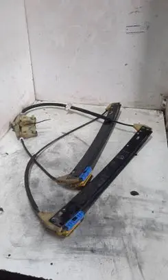 Audi A6 S6 C6 4F Front door electric window regulator 982918 063D