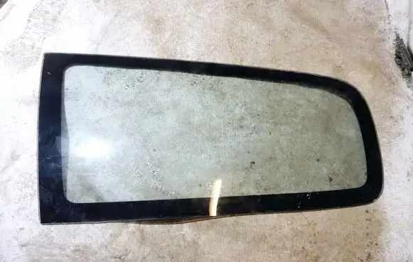 Honda Civic Rear side window