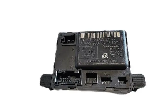 Mercedes-Benz Sprinter W906 Door control unit/module A9069006603