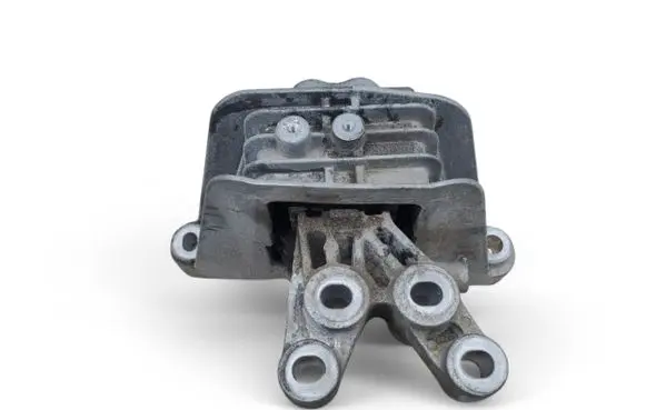 Chrysler Pacifica Engine mount bracket 68237965AF P68237965AF