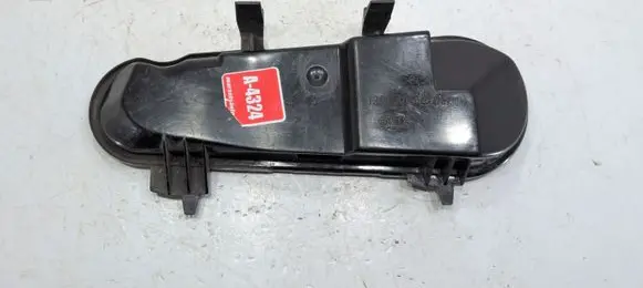 Volkswagen Golf III Headlight/headlamp dust cover 13918000