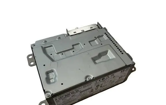 Mercedes-Benz CLA C118 X118 Radio/GPS head unit trim A1679000335 1679000335