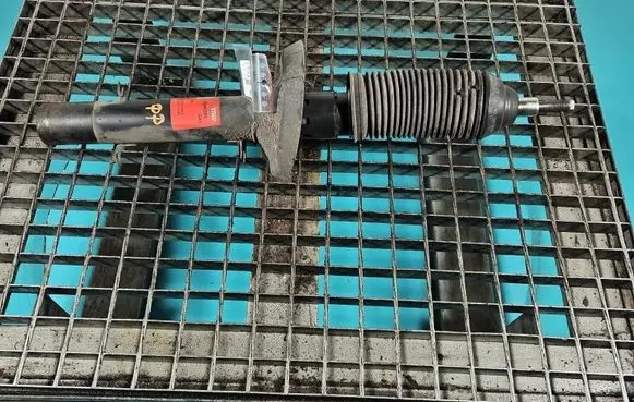 Audi A3 S3 8L Front shock absorber/damper IMPRK1536134