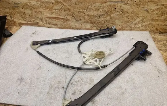Audi Q7 4M Rear window lifting mechanism without motor 4M0839462A