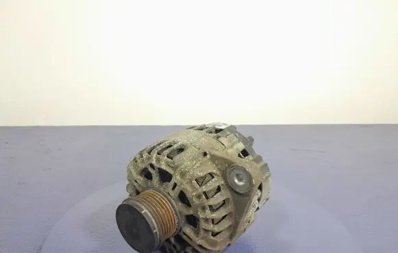Opel Insignia A Generator/alternator 13588306
