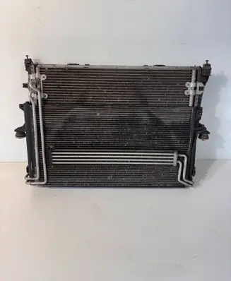 Audi Q7 4L Coolant radiator 7L6121253B