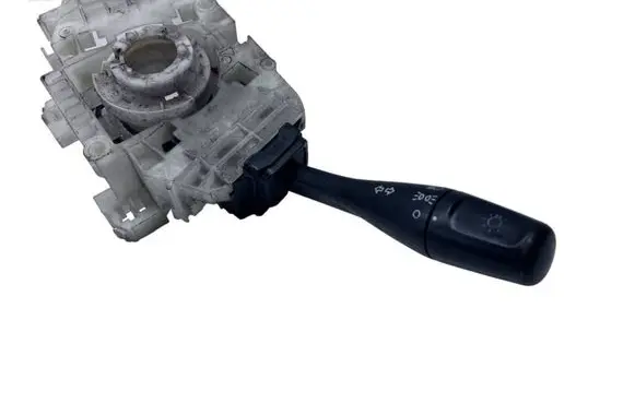 Mitsubishi Lancer Indicator stalk 17B153