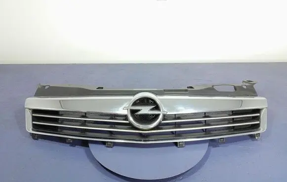 Opel Astra J Front grill 13225775