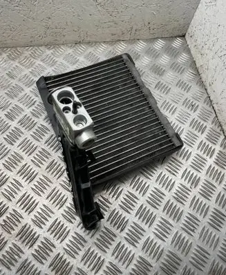 Land Rover Freelander 2 - LR2 Air conditioning (A/C) radiator (interior) 21510