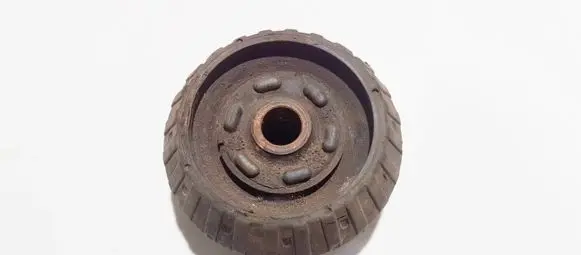 Opel Omega B1 Coil spring mount 