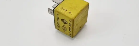 Renault Scenic I Other relay 7700844253