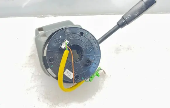 Mercedes-Benz Vito Viano W639 Wiper turn signal indicator stalk/switch A6394640618