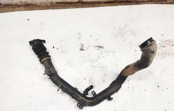Skoda Octavia Mk2 (1Z) Intercooler hose/pipe