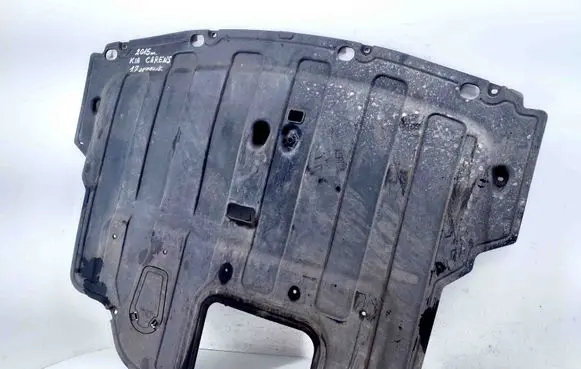 KIA Carens III Engine splash shield/under tray 29110A4550