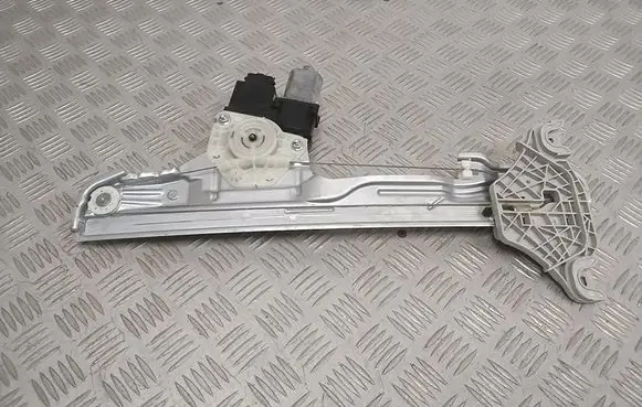 Hyundai Kona I Front door window regulator with motor 82402J9010