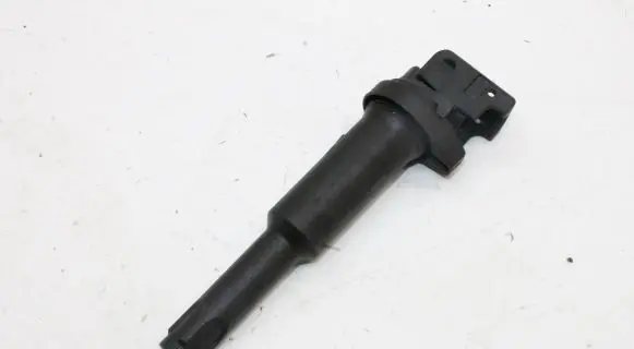 BMW Z4 E85 E86 High voltage ignition coil 7548553