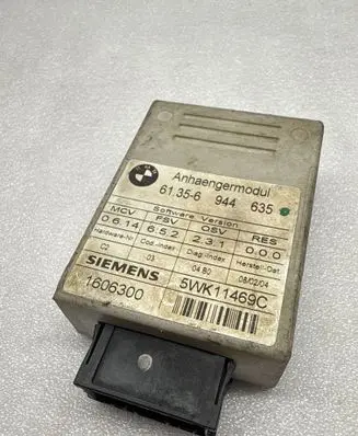 BMW 5 E60 E61 Tow bar trailer control unit/module 61356944635 1606300 5WK11469C