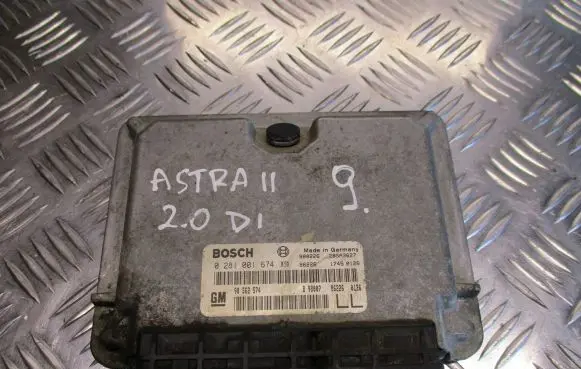 Opel Astra G Engine control unit/module ECU 0281001674
