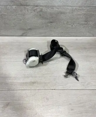 BMW 3 E90 E91 Front seatbelt 33052212 33059849