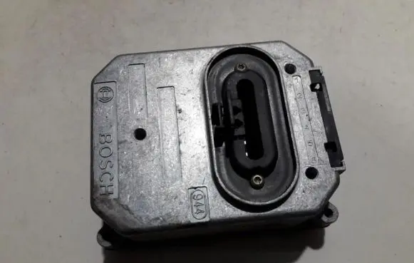 Volkswagen Sharan Window wiper relay 1397328044 7m0906015
