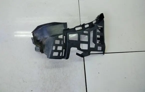 Mercedes-Benz GLA W156 X156 Rear bumper mounting bracket A1568851114