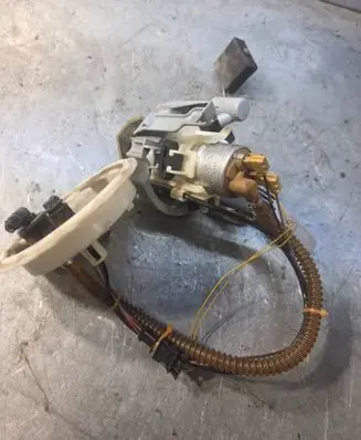 BMW 7 E65 E66 In-tank fuel pump 6752837