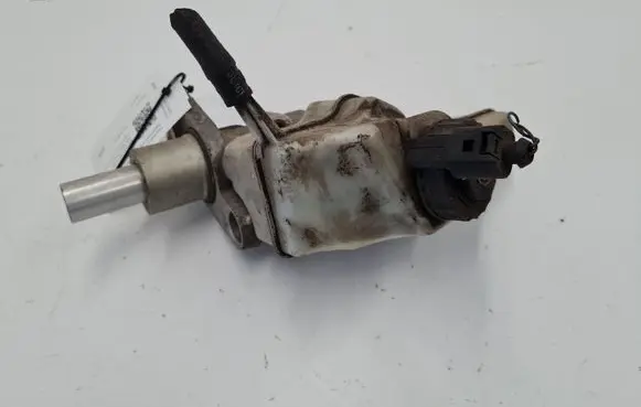 Volkswagen PASSAT B6 Master brake cylinder 3C2614019E