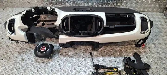 Fiat 500L Dashboard S27610007