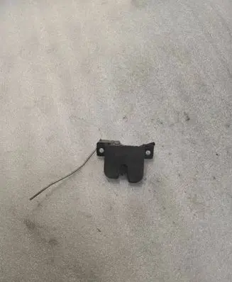 Seat Leon (1M) Tailgate/trunk/boot lock/catch/latch 3B9827505