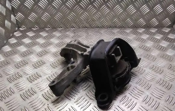 Nissan Qashqai Engine mount bracket 112848459R