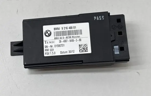 BMW 3 F30 F35 F31 Seat heating relay 9216468 01590731 2840078406300