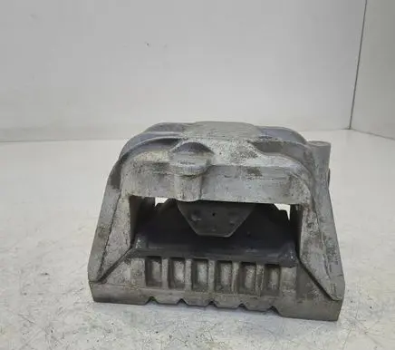 Skoda Octavia Mk2 (1Z) Engine mount bracket 1K0199262CP