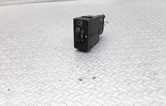 Toyota Aygo AB10 Headlight level height control switch