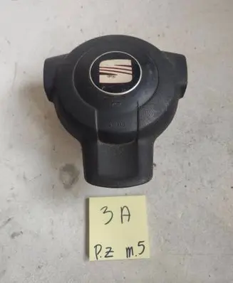 Seat Ibiza III (6L) Steering wheel airbag 3847829