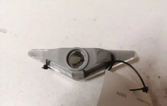 Ford Focus Front fender indicator light 125149B