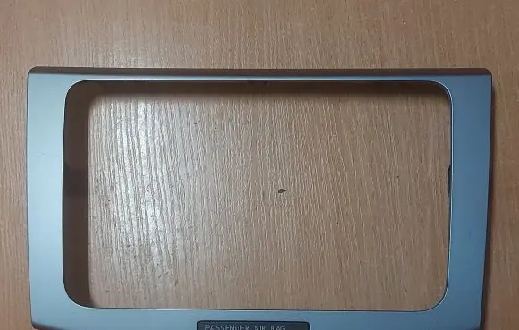 Volkswagen PASSAT B6 Radio/GPS head unit trim 3C0858069M