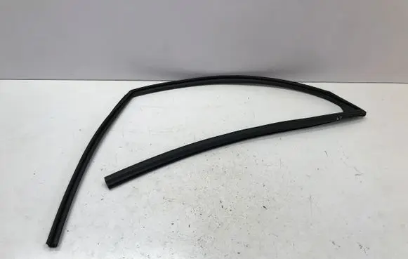 Lexus LBX Rubber seal front door window/glass 6815152340