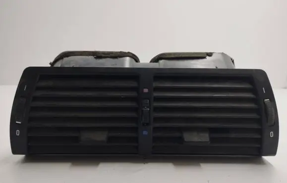 BMW X5 E53 Dash center air vent grill 8402221