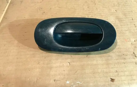 Jaguar XJ X308 Front door exterior handle R20193 GREEN