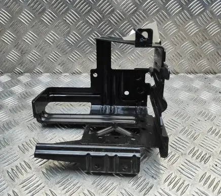 BMW iX Battery bracket 8717937