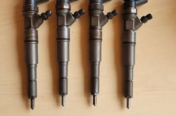 BMW 5 E60 E61 Fuel injectors set 0445110209