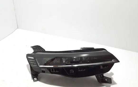 Renault Megane E-Tech Headlight/headlamp 260105627R