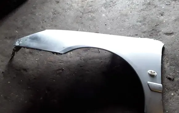 Peugeot 607 Fender