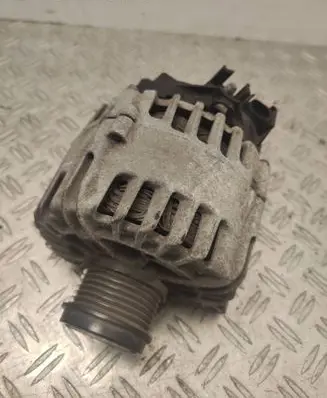 Volvo V60 Generator/alternator 30644799 113013578