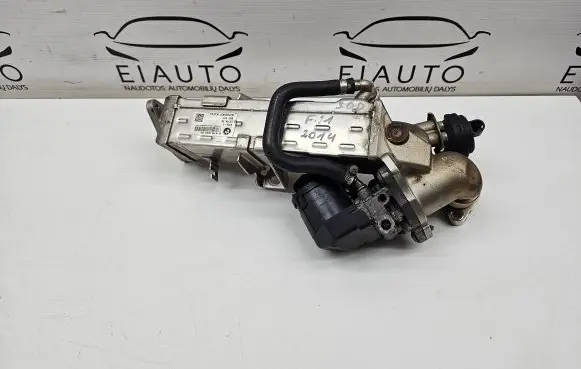 BMW 5 F10 F11 EGR valve cooler 8476993 7810871