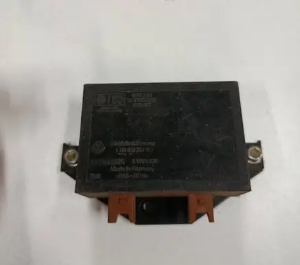 Volkswagen Golf IV Immobilizer control unit/module 1H0953257BB