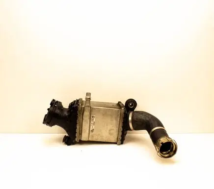 BMW 7 G11 G12 Intercooler radiator 8613157 8619390